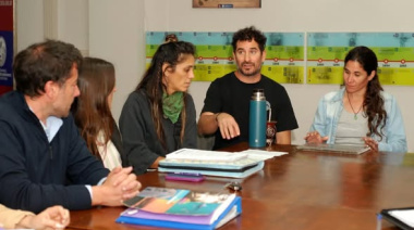 Artesanos preocupados por feriantes que se apostan en torno a la plaza San Martín