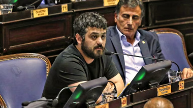 El kirchnerismo quiere voltear el decreto de Kicillof para desdoblar las elecciones