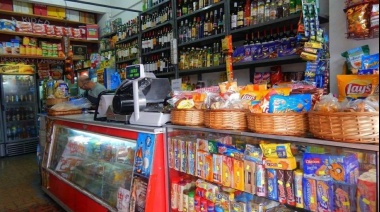 Los almaceneros advierten que las familias "ya no pueden hacer la compra mensual"
