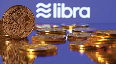 Los hermanos Milei fueron citados a una mediación por el escándalo de la criptomoneda