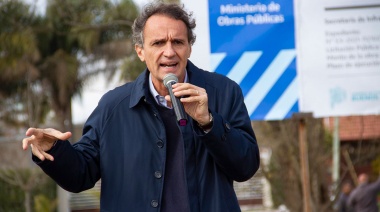 El ministro Gabriel Katopodis inaugura una obra de agua potable en La Dulce