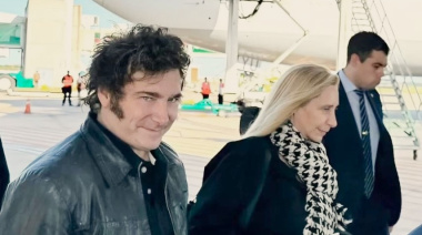 Milei llegó a Roma para el funeral: estará sentado junto al presidente y la primera ministra de Italia