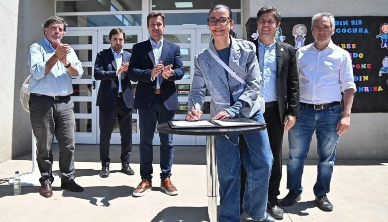 Andrea Cáceres participo en la firma de convenios para fortalecer la protección y el acompañamiento a la niñez