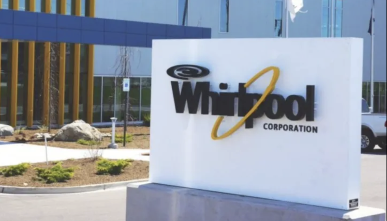 Miles de trabajadores afectados por cierres y ajustes en plantas fabriles de todo el país