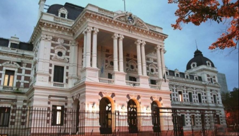 Más plata en los papeles, menos en la calle: los municipios pierden contra la inflación