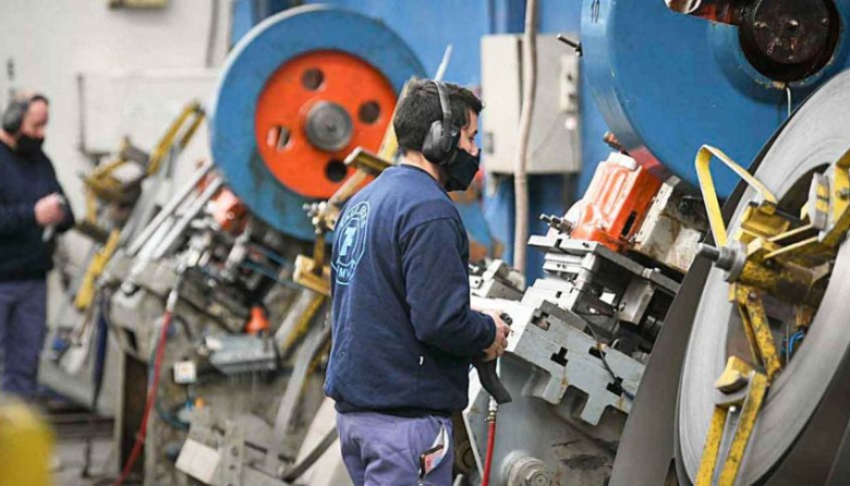 La industria bonaerense cayó 9% y transita su peor momento desde 2019