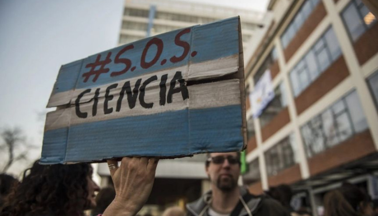 Un informe revela el efecto de la motosierra en la ciencia y augura un pésimo 2026