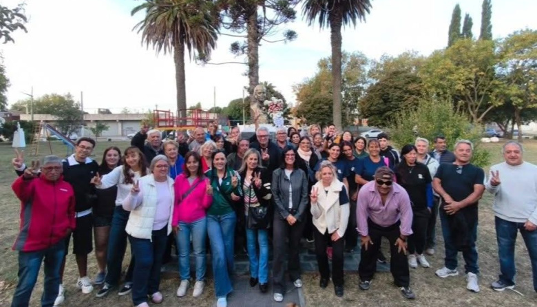 El peronismo levantó la banderas de Evita en el #8M y critico el discurso de Milei