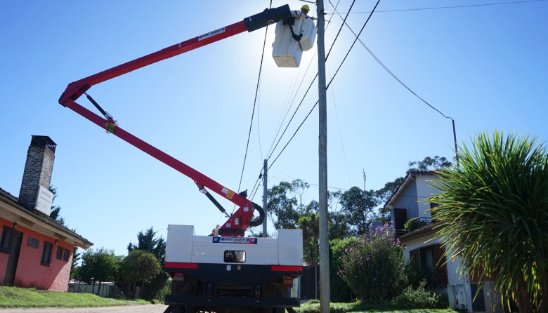 Sigue la modernización del alumbrado público en distintos puntos de la ciudad