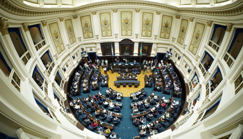 Proponen una Ley para reestructurar deudas de familias afectadas por la crisis