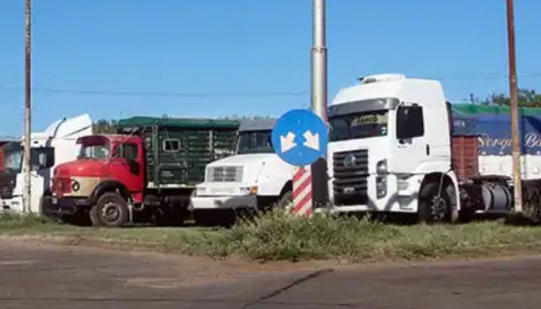Conflicto camionero: el paro ya supera los diez días y sigue paralizando los puertos