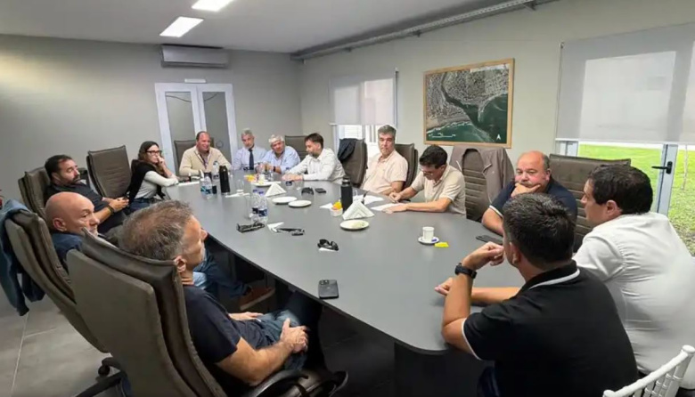 Hubo acuerdo por las tarifas y se levantó el paro de transportistas