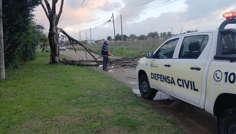 Ráfagas de casi 90 km/h y 52 mm de lluvia, el balance del temporal en Necochea y Quequén