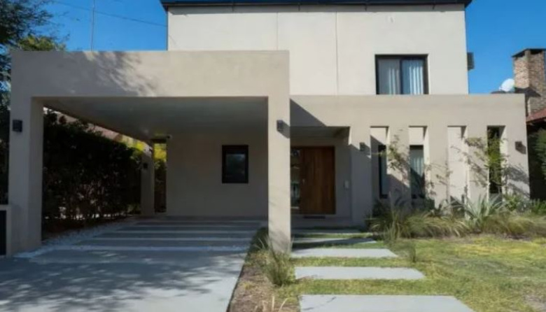 Contratista declaró que Manuel Adorni pagó US$245.000 en efectivo por refacciones en su casa de Indio Cua