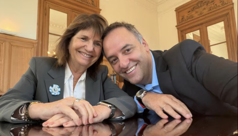 Bullrich le exigió a Adorni que presente “de inmediato” su declaración jurada