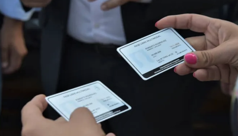 Se recuerda que ya se pueden retirar los pases multimodales para personas con discapacidad