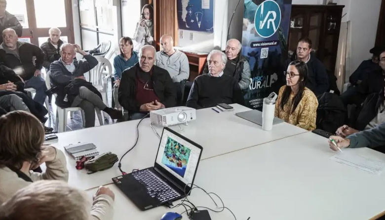 Con productores y funcionarios, se reactivó la Comisión Hídrica tras diez años de inactividad