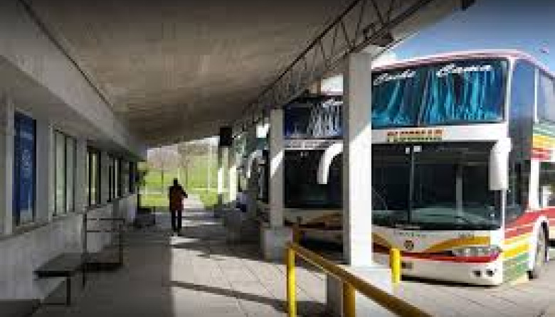 Con críticas, dudas y apoyo político, aprobaron la concesión de la Terminal de Ómnibus por 30 años