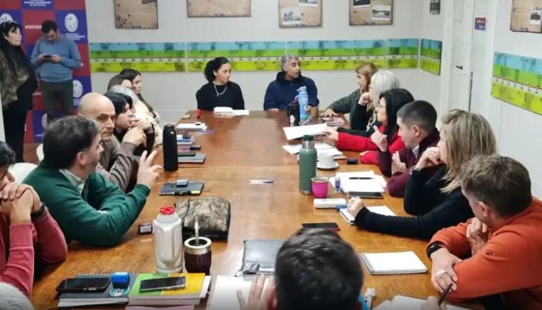Las empresas de colectivos pidieron actualizar la tarifa, ante la crisis