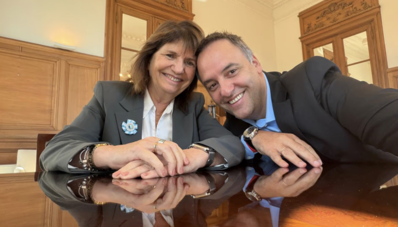 El PRO y Bullrich toman distancia de Adorni mientras avanza la polémica por su patrimonio