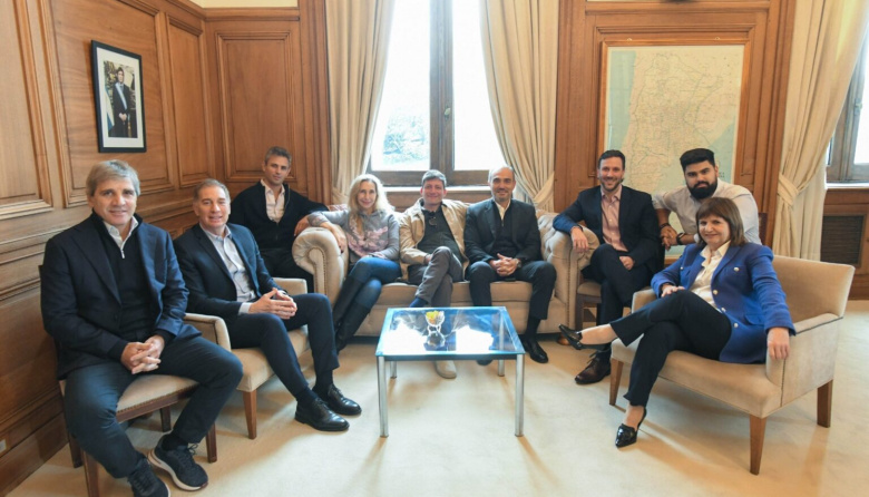 La mesa política de Milei prepara el segundo semestre y Santilli gana terreno en la pelea bonaerense