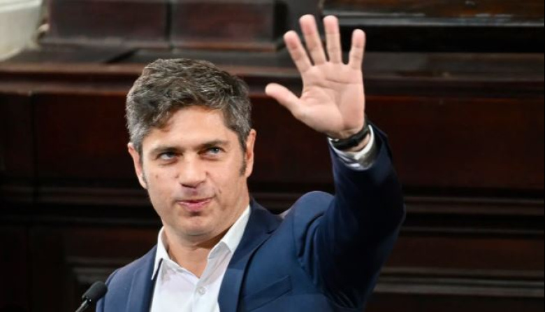 Kicillof impulsa eliminar el límite a las reelecciones de intendentes y busca fortalecer su respaldo político