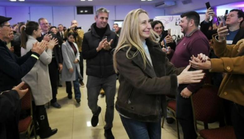 Karina es la dirigente con peor imagen del oficialismo, solo le ganaría a Alberto