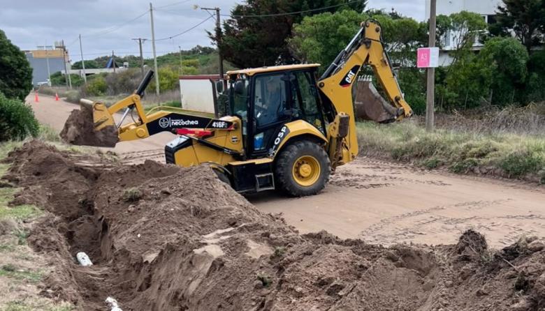 Nuevas obras de cloacas fortalecen los servicios básicos en Necochea y Quequén