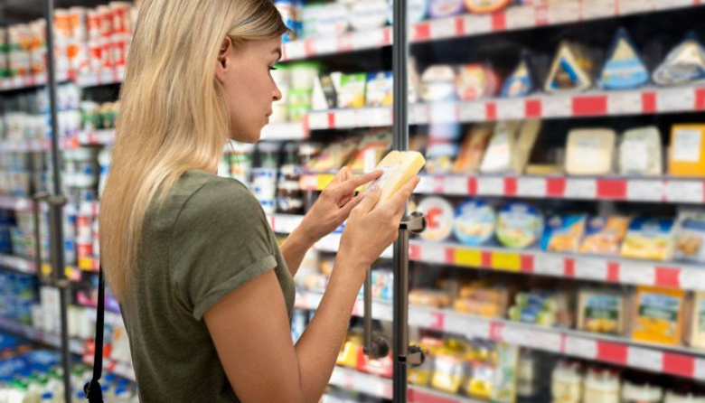 El consumo masivo no repunta: cayó por séptimo mes consecutivo y vuelve a golpear al bolsillo