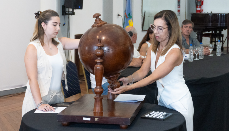 El 4 de septiembre será el sorteo público del martillero que tendrá a cargo la subasta del teatro Auditórium del Casino