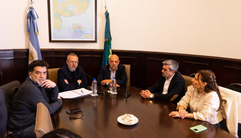 A contramano de la Rosada: el proyecto de los senadores de LLA pidiendo la transparencia que Milei prohíbe
