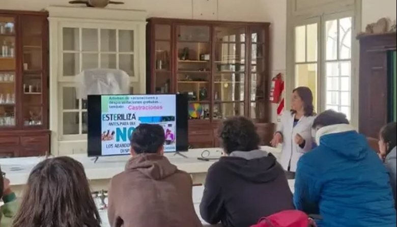 Bromatología continúa acercando charlas educativas a las escuelas de la ciudad