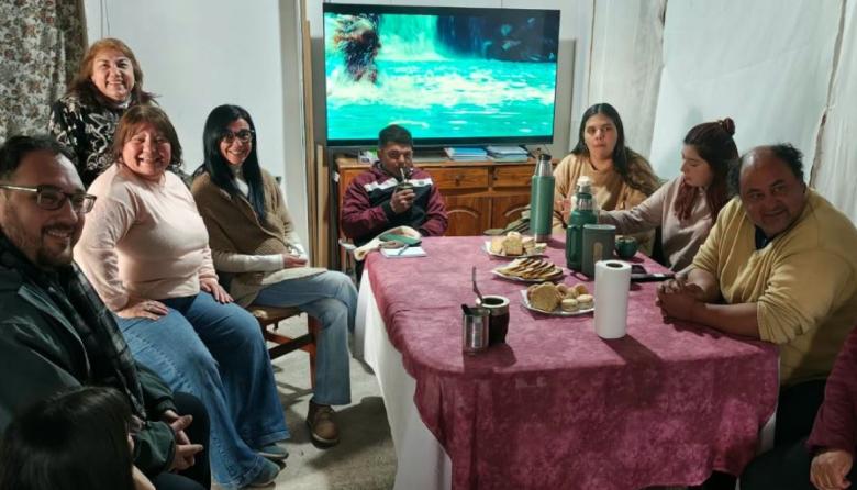 Andrea Cáceres continúa con recorridas y reuniones vecinales en distintos puntos del distrito