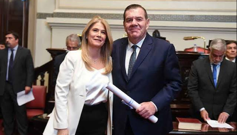 Los libertarios quieren que Montenegro renuncie a la banca para volver a Mar del Plata y el senado está al rojo vivo