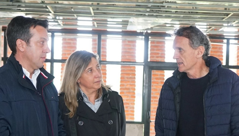 El ministro Katopodis visitó Necochea y recorrió junto al Intendente la obra de la Casa de la Provincia