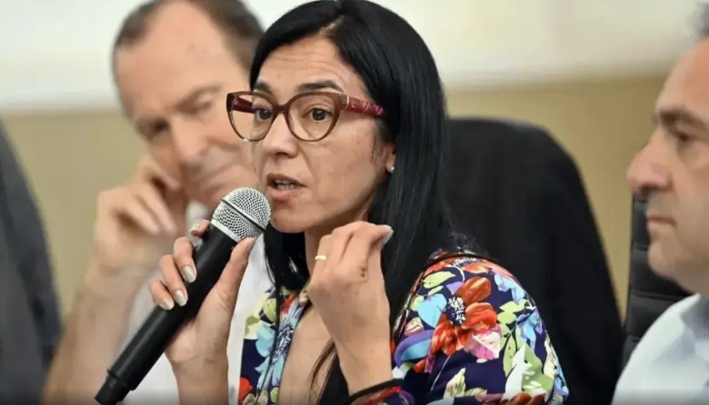 Andrea Cáceres en el tablero electoral 2027 de Necochea
