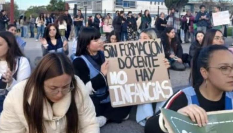 Confirman la inscripción para los profesorados de Inicial e Historia en 2027, pero crece la preocupación por el futuro
