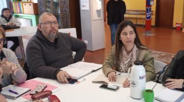 Maceiro busca alternativas para financiar las bibliotecas populares en Necochea