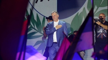 Ganó Yamandú Orsi y el Frente Amplio vuelve a gobernar Uruguay