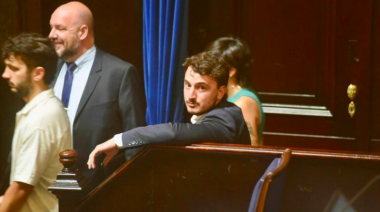 Karina bajó a Romo de la mesa en un duro mensaje a Santiago