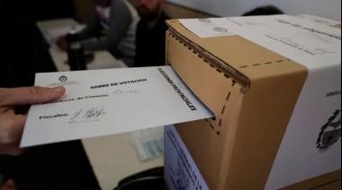 Última encuesta: polarización total y dudas sobre la economía en plena campaña