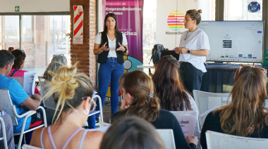 Más de 50 personas se capacitan en E-commerce en una iniciativa municipal