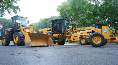La gestión del intendente Rojas presentó las nuevas máquinas adquiridas para el distrito