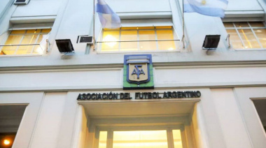 ¿Por qué allanaron la AFA y a 18 clubes del fútbol argentino? Claves de la causa Sur Finanzas