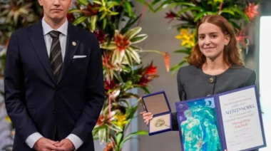 Ana Corina Sosa, hija de María Corina Machado, recibió el premio Nobel de la Paz en nombre de su madre