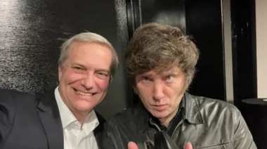 Javier Milei, exultante con "el aplastante triunfo" de su "amigo" José Antonio Kast en Chile