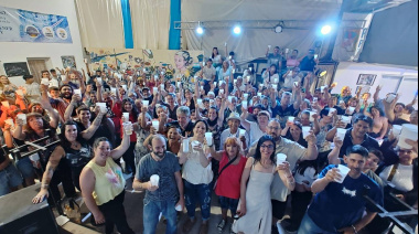 Multitudinario brindis de fin de año en el Centro Cultural “Lo de Néstor”