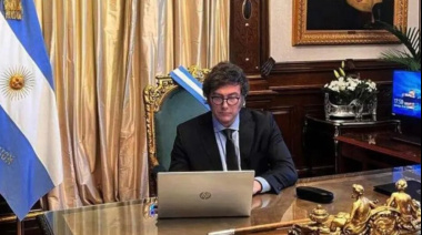 “Sí hay plata”: el Gobierno analiza un aumento para los sueldos de funcionarios desde 2026