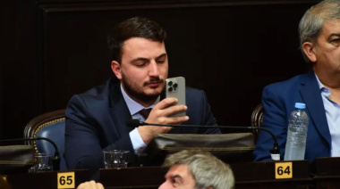 Agustín Romo, el diputado libertario que no habla en la Legislatura y sólo insulta en redes