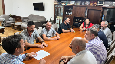 El municipio y los gremios acordaron un aumento salarial del 19,2% para trabajadores municipales en 2026